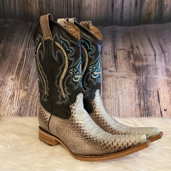 Tres Toritos Western Boots - Picture 1 of 15